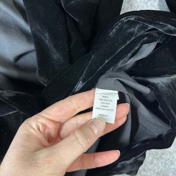 J Jill Blazer Jacket Medium Velvet Velour Textured Black Button Front Silk Rayon - Picture 8 of 9